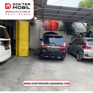 Dokter Mobil Haji Naman
